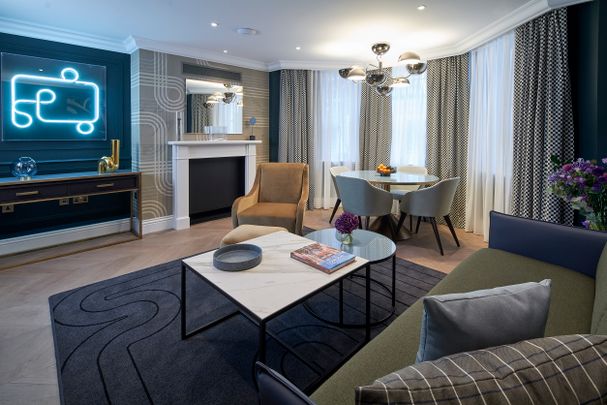 A Superior One-Bedroom Apartment in Kensington, London, W8 - Photo 1