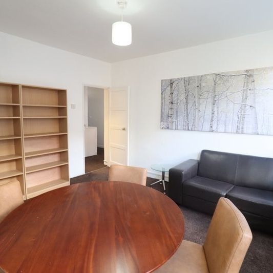 Room in a Shared Flat, Chancellor House, E1W - Photo 1