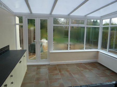 2 bedroom semi-detached house to rent - Photo 2