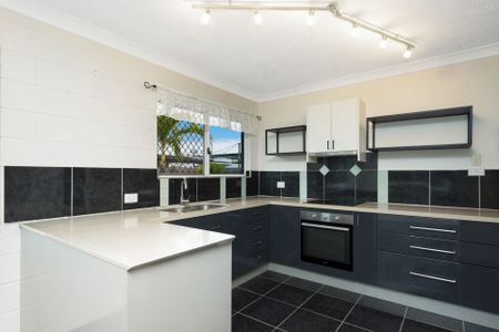 64 Kern Brothers Drive, Kirwan - Photo 3