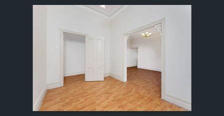 Charming 2-Bed Heritage Home in the Heart of Brunswick - Photo 5