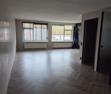 Huis te huur: Frambozenstraat 2 1326 HC Almere - Photo 2