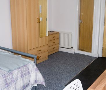 Flat 70, Samara Plaza, LS2 9DU, Leeds - Photo 6