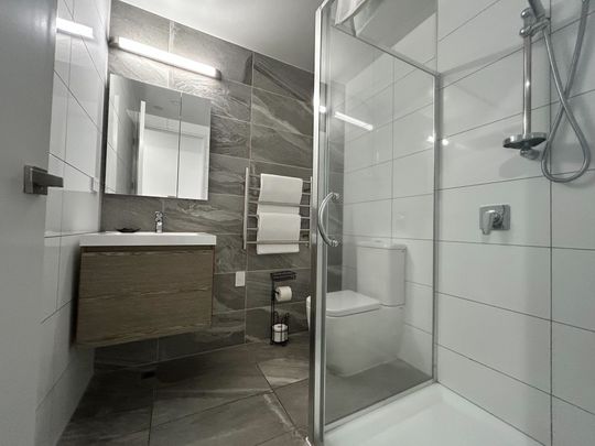 2 Bedrooms on Edgerley Ave - Photo 1