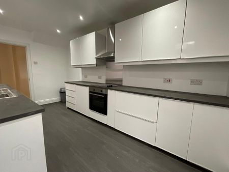 31 Woodvale Road, Belfast, BT13 3BN - Photo 4