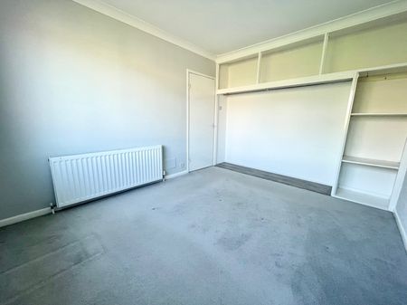 202 Stonelow Road, S18 - Photo 2