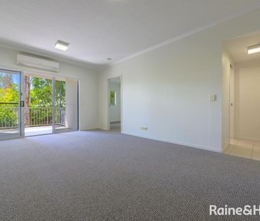 Modern Two Bedroom Apartment in Convenient West Gladstone Location - Photo 2