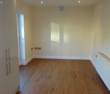 22 Cornmill Court, Loxley, Sheffield, S6 4TN - Photo 3