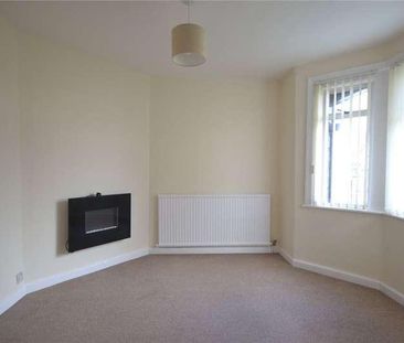 Mowbray Road, Llandudno, Conwy, LL30 - Photo 2