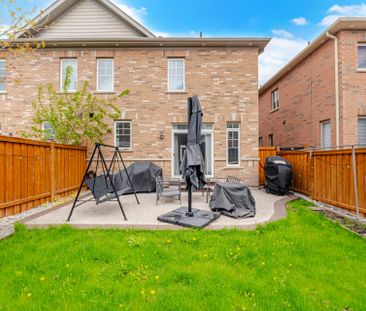 For Lease - 24 Exhibition Crescent, Brampton, Ontario - Photo 6