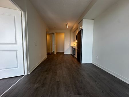 For Lease - 38 Annie Craig Drive Unit# 4707, Toronto, Ontario - Photo 4