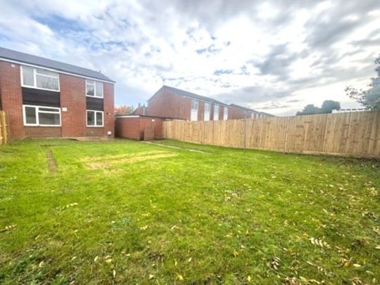 Brickley Lane, Devizes - Photo 1