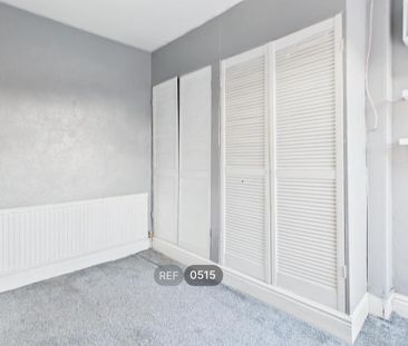 3 bedroom terraced house to rent - Photo 6