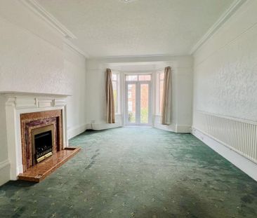 4 bedroom semi-detached house to rent - Photo 1