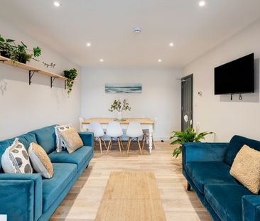 8 Bed Semi-Detached House, Mackie Grove, BS34 - Photo 1