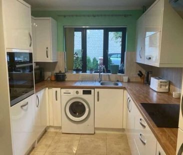 Farmington Drive, Witney, OX28 - Photo 2
