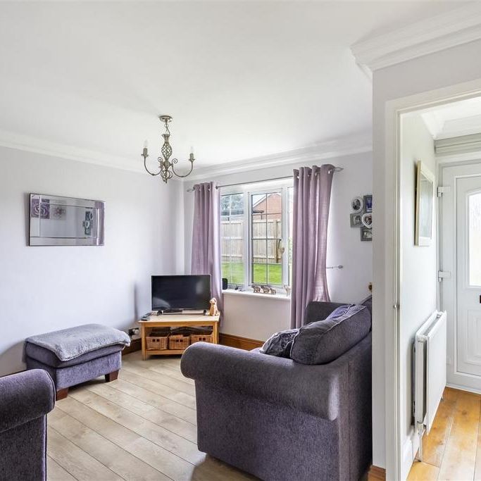 3 bedroom end of terrace house to rent - Photo 1