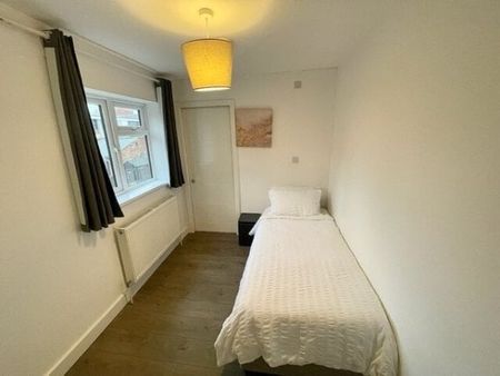 Tower Street, Boston, Property for rent - Photo 2