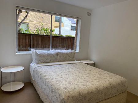 Waterfront 2BR by Manly Ferry - Live the Harbourside Dream - Photo 3