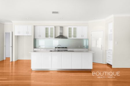 19 Gemini Way, Madeley WA 6065 - House For Rent | Domain - Photo 2