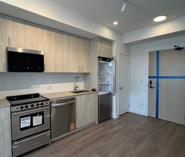 For Lease - 3250 Carding Mill Trail Unit# 406, Oakville, Ontario - Photo 6