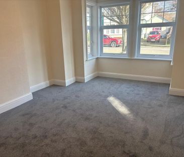 2 bedroom ground floor maisonette to rent - Photo 5