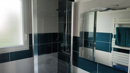 Location Appartement 3 pièces 63m² - Photo 2