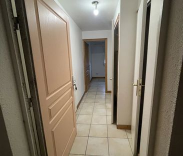 Location Appartement 2 pièces 40m² SALLANCHES 74700 - Photo 2