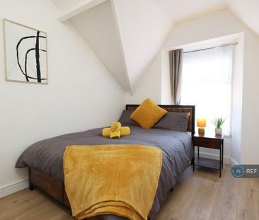 1 bedroom in a house share to rent - Photo 4