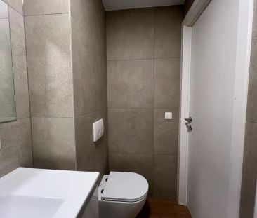 Volledig gerenoveerde studio op uitstekende locatie te huur - Photo 5