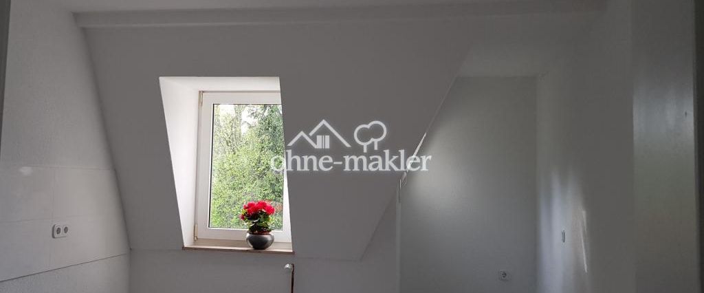 Gemütliche, sanierte 4-RW mit Garten, 2.OG - Photo 1