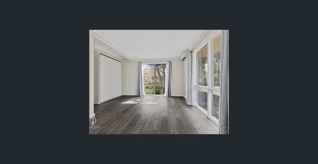 2 Bedroom Apartment - Walk to the Beach! - Photo 1