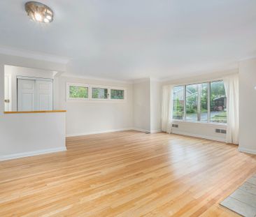 For Lease - 323 Lanark Avenue, Westboro - Hampton Park, Ontario - Photo 1
