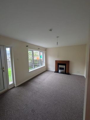 79 Meadowlands, Downpatrick, BT30 6HG - Photo 1