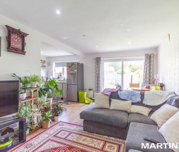 3 bedroom terraced house to rent - Photo 2