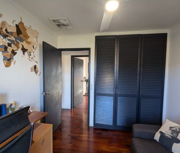 Sunshine West - Photo 3