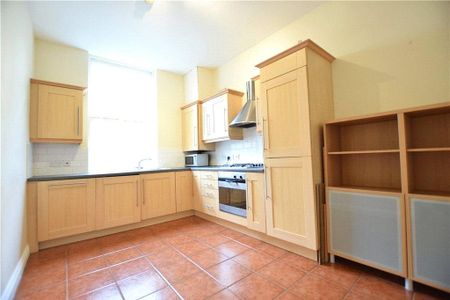 2 bedroom house to rent - Photo 3