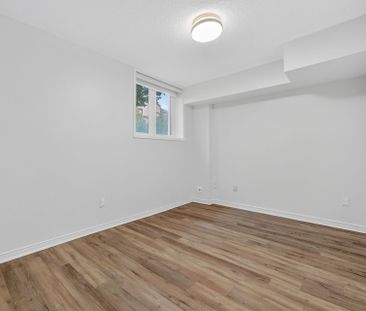 For Lease - 5050 Intrepid Drive Unit# 20, Mississauga, Ontario - Photo 3