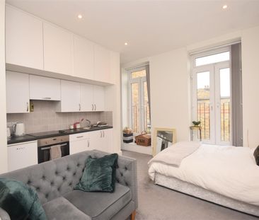 Sheen Road, Richmond, Surrey, TW9 - Photo 5