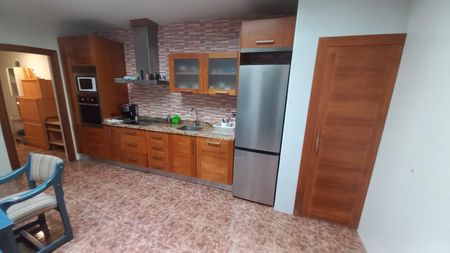 VIVIENDA PARA ESTUDIANTES - Photo 3