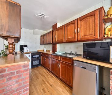 4 bedroom semi-detached house to rent - Photo 5