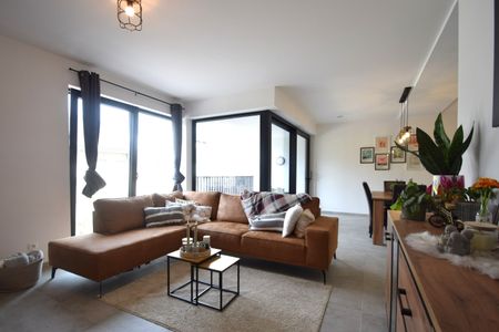 Makkelijk bereikbaar appartement met 2 slaapkamers vlakbij het centrum - Photo 5