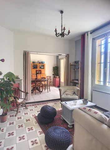 A LOUER AVIGNON PREMIERE CEINTURE EXTRA-MUROS (84000) : une maison non meublée de 4 pièces plain-pied, avec jardin et garage., - Photo 4