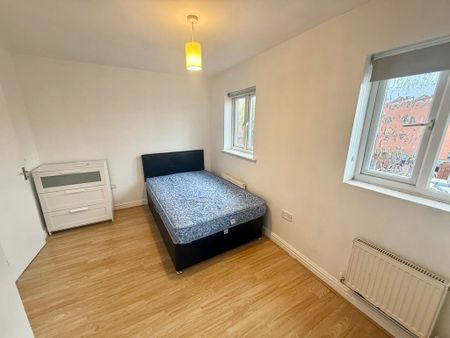 4 bedroom house share to rent - Photo 3