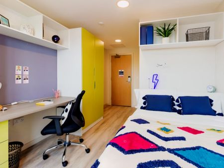 Gold En Suite - Photo 4