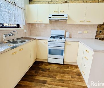 Rare find - Lowset home and ready to move in ... - Photo 6