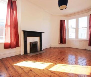 Pen-y-wain Road, Penylan, CF24 - Photo 1