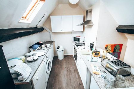 6 bedroom private hall to rent - Photo 5