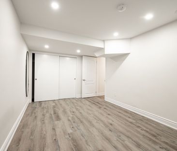 For Lease - 5615 Heatherleigh Avenue Unit# Legal Bsmt, Mississauga,... - Photo 2