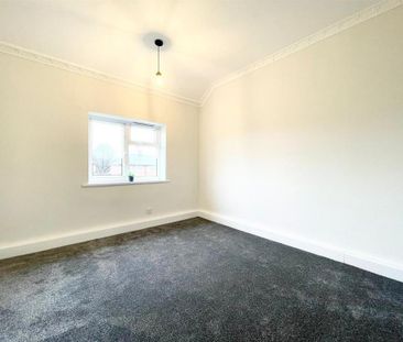 2 bedroom semi-detached house to rent - Photo 6